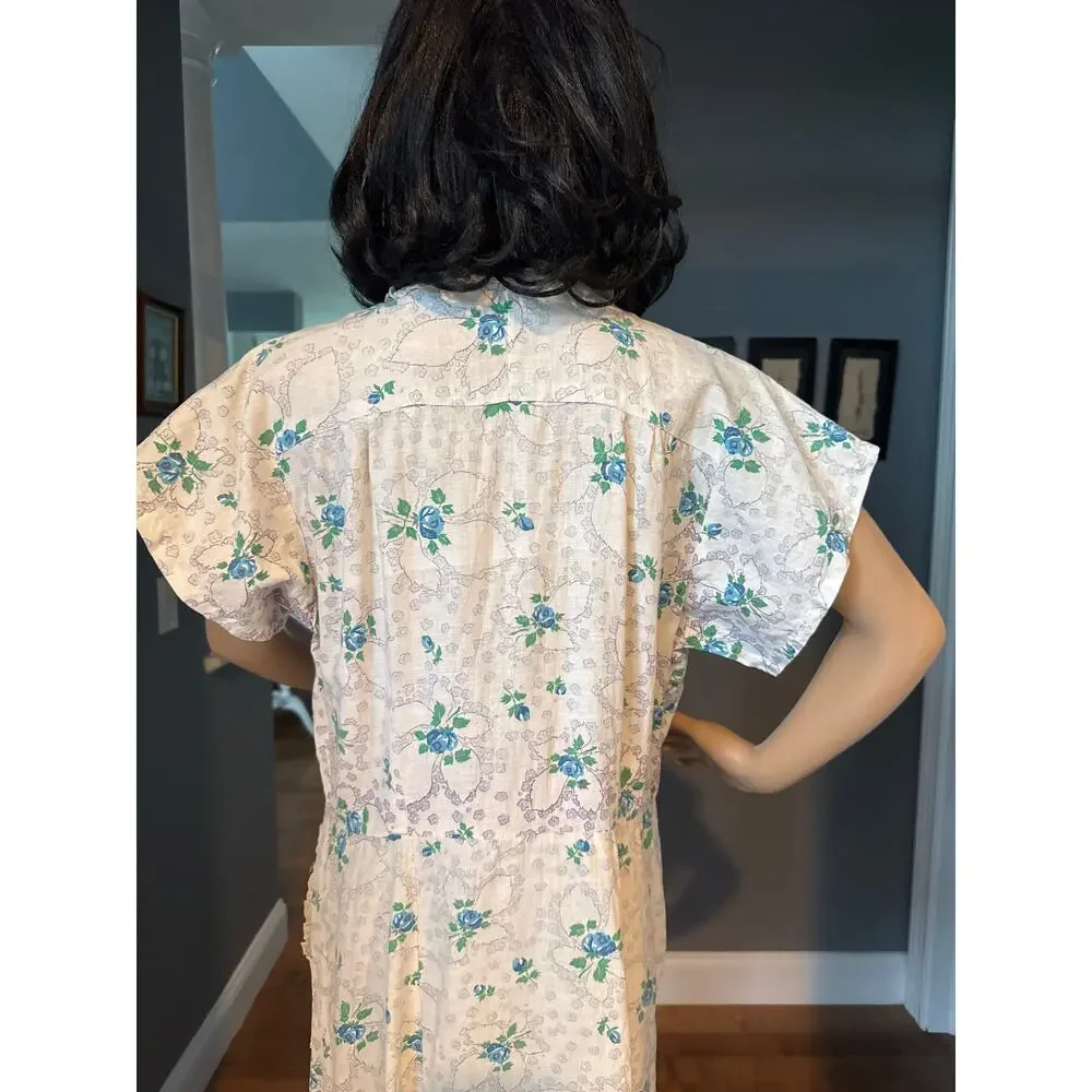 1950s Handmade Floral Day Dress Blue Rose Eyelet Trim Medium